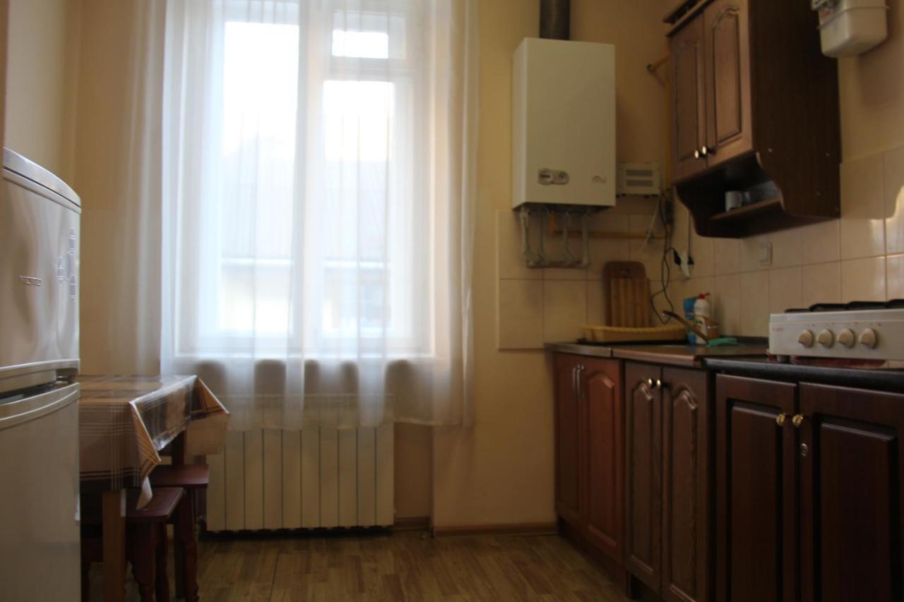 Apartments Domovik ,Kirilla I Mefodiya, 5 Mukačevo Exteriér fotografie