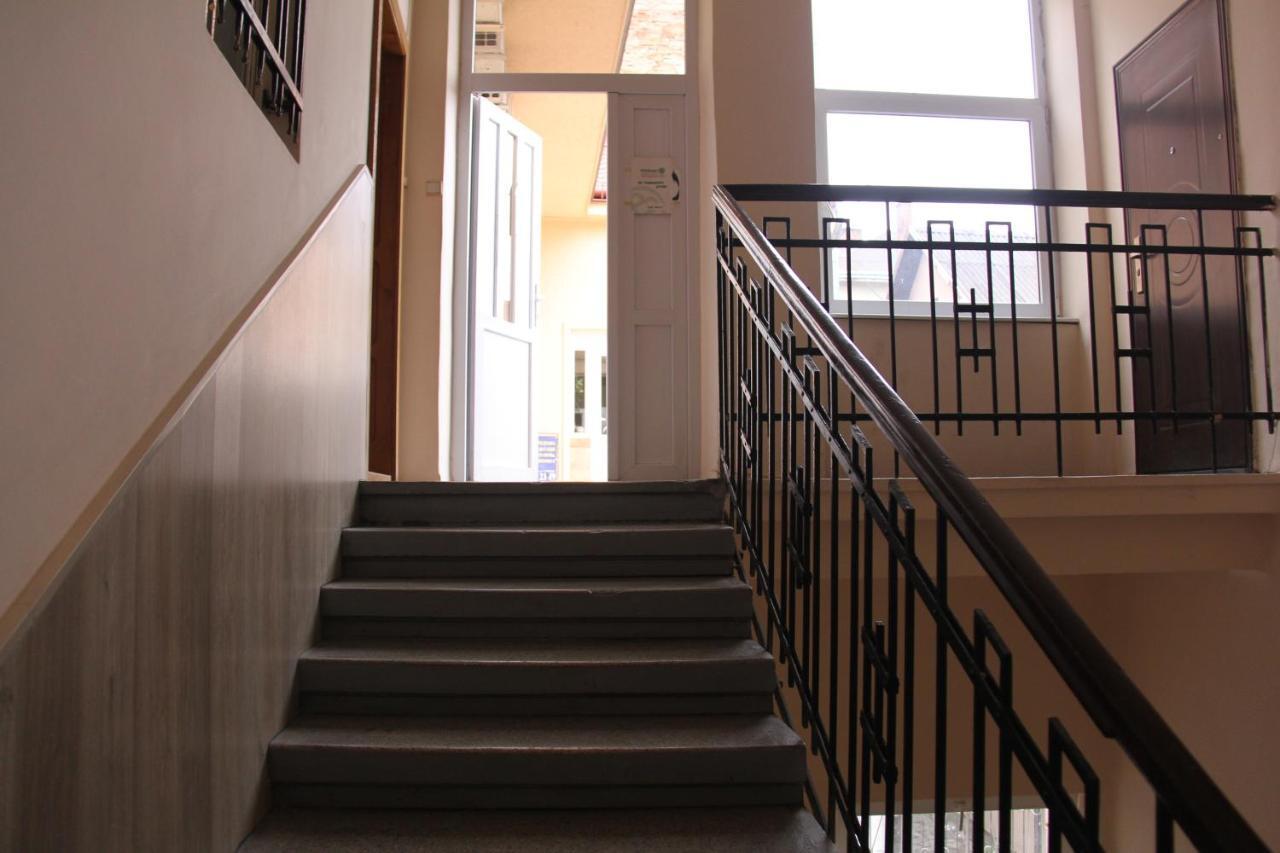 Apartments Domovik ,Kirilla I Mefodiya, 5 Mukačevo Exteriér fotografie