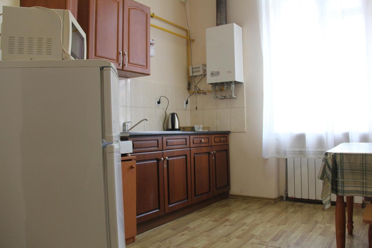 Apartments Domovik ,Kirilla I Mefodiya, 5 Mukačevo Exteriér fotografie