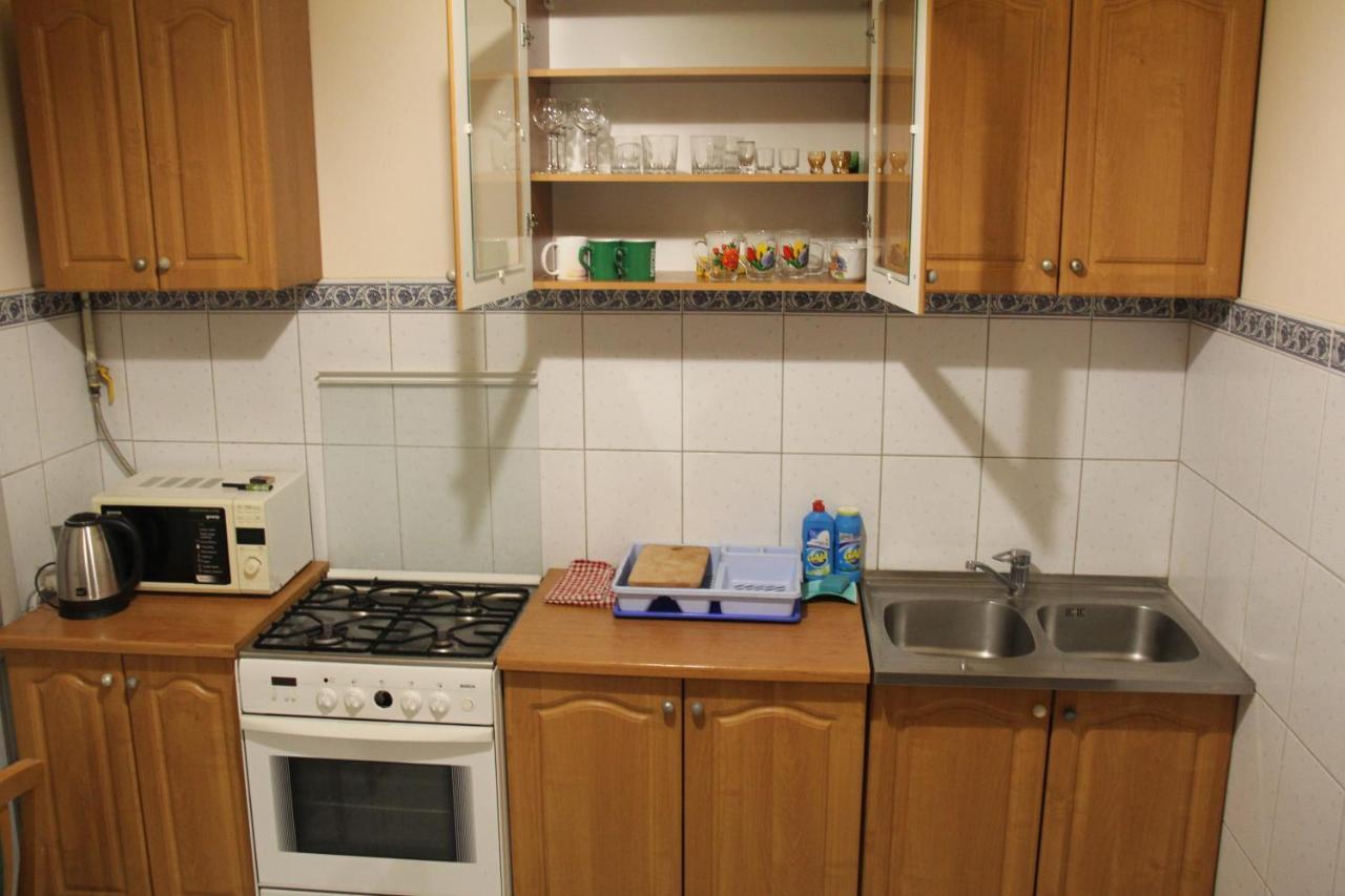 Apartments Domovik ,Kirilla I Mefodiya, 5 Mukačevo Exteriér fotografie