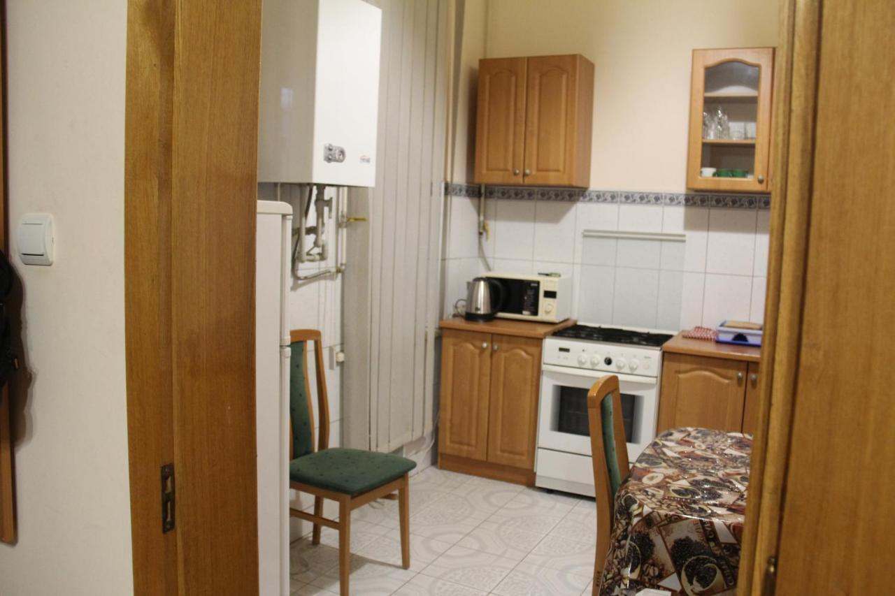 Apartments Domovik ,Kirilla I Mefodiya, 5 Mukačevo Exteriér fotografie