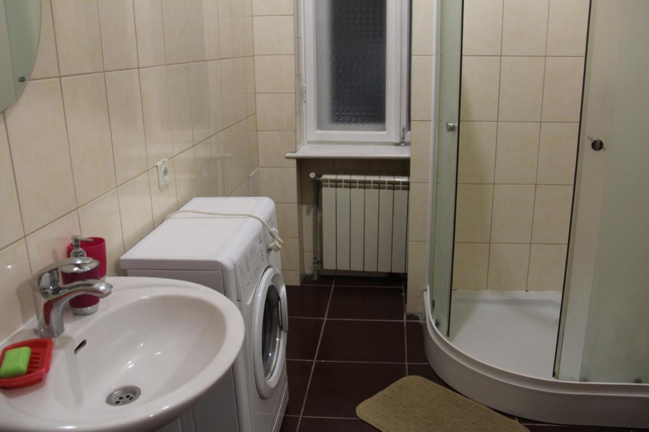 Apartments Domovik ,Kirilla I Mefodiya, 5 Mukačevo Exteriér fotografie